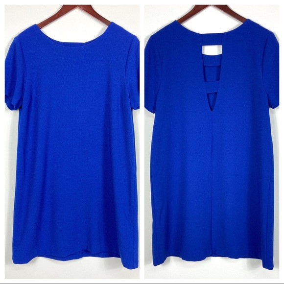 bobeau Dresses & Skirts - Bobeau Short Sleeve Crepe Shift Dress w/ Cutouts- Royal Blue- Size Medium